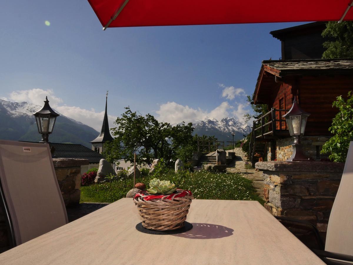 Hotel Alpenblick Zeneggen ภายนอก รูปภาพ